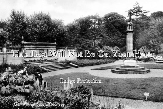 LC 426 - The War Memorial, Argents Mead, Hinckley, Leicestershire