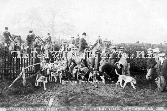 LC 446 - Hunt At Kirby Gate, Leicestershire c1905