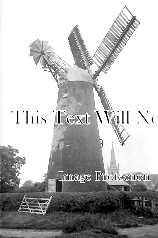 LC 583 - Waltham On The Wolds Windmill, Leicestershire