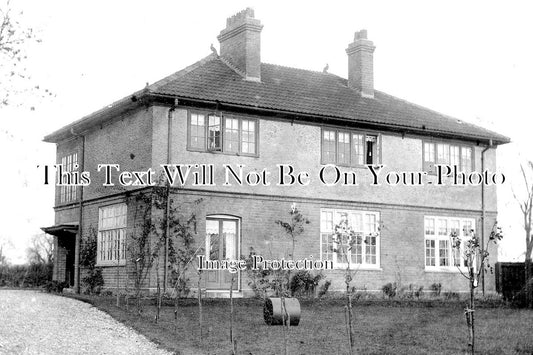 LC 585 - The Rectory, Mill Lane, Westerby, Smeeton, Leicestershire c1904