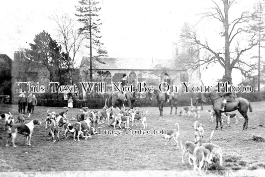 LC 594 - The Atherstone Meet At Stapleton, Leicestershire c1905