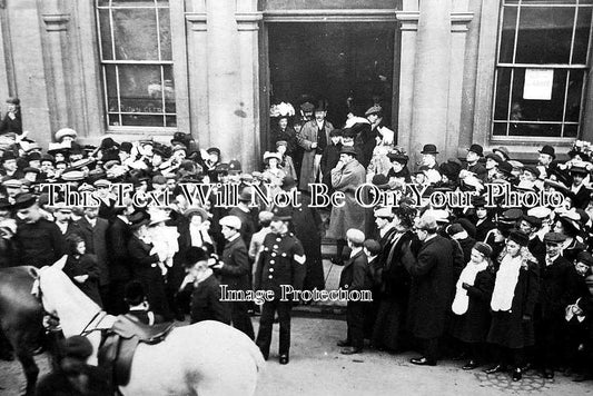 LC 837 - Fox Hunt, Loughborough Town Hall, Leicestershire c1907