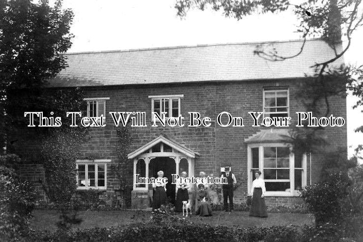 LC 868 - Woburn Cottage, Scalford, Leicestershire c1912