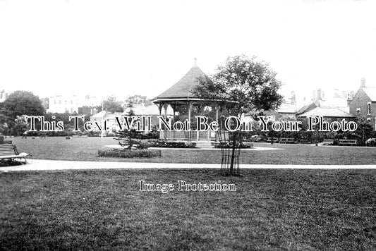 LC 957 - The Park, Melton Mowbray, Leicestershire c1913