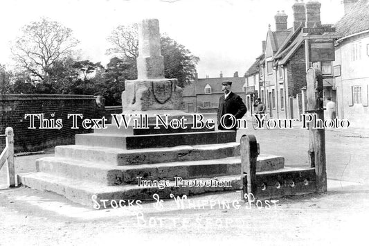 LC 983 - Stocks & Whipping Post, Bottesford, Leicestershire