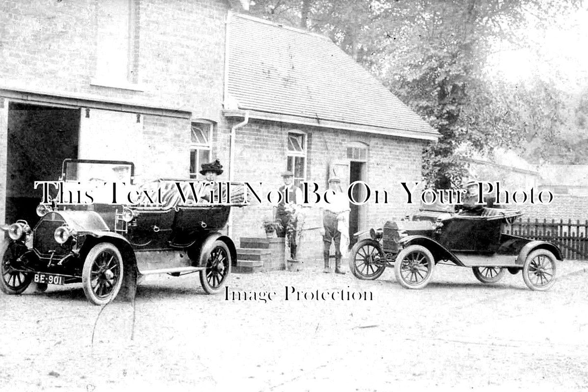 LI 1049 - Wright Family Of Wold Newton Manor, Lincolnshire