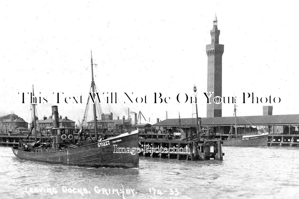 LI 1054 - Grimsby Docks, Lincolnshire c1922