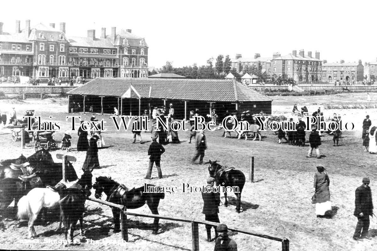LI 1305 - The Beach, Skegness, Lincolnshire