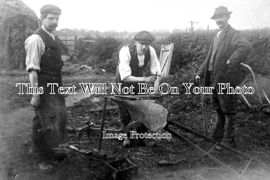 LI 1531 - Mending A Plough For Farmer, Brigg, Lincolnshire
