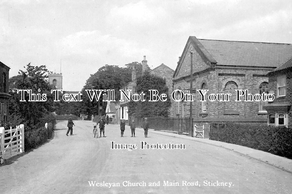 LI 154 - Wesleyan Church & Main Road, Stickney, Lincolnshire c1910