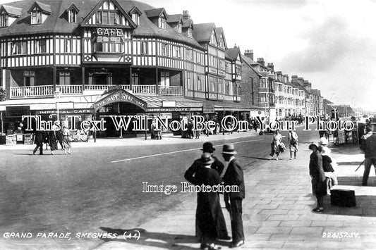 LI 1595 - Grand Parade, Skegness, Lincolnshire c1938