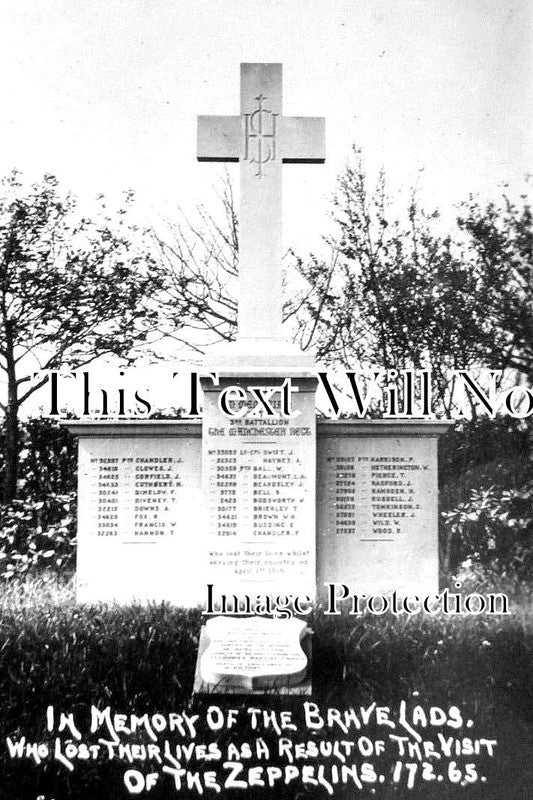 LI 1607 - War Memorial, Zeppelin Raid, Cleethorpes, Lincolnshire 1916