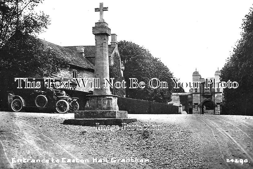 LI 1637 - Entrance To Easton Hall, Grantham, Lincolnshire