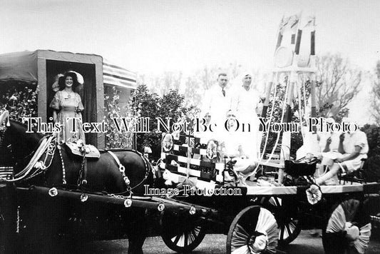 LI 1713 - Carnival Floats, Crowland, Lincolnshire
