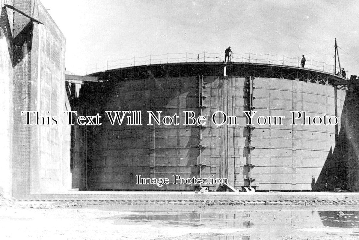 LI 1918 - Immingham Dock Gates, Lincolnshire