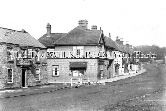 LI 1930 - Three Tuns Inn, South Cave, Lincolnshire