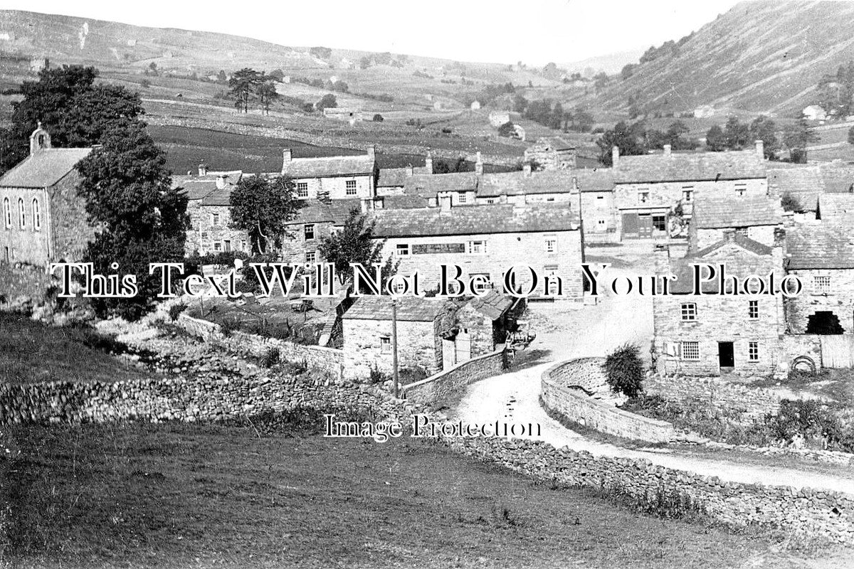 LI 1952 - Thwaite Village, Wensleydale, Yorkshire c1928