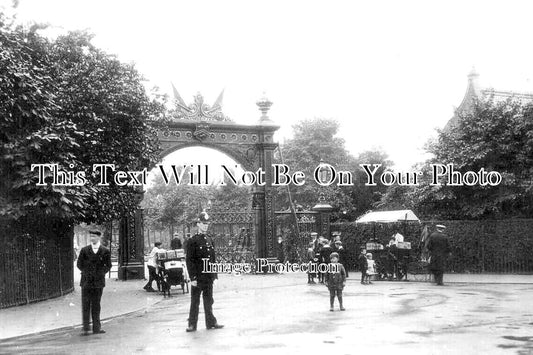 LI 1954 - Park Gates, Grimsby, Lincolnshire