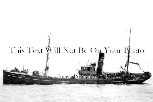 LI 2004 - Grimsby Trawler GY 434 'Gunner' Lincolnshire c1910