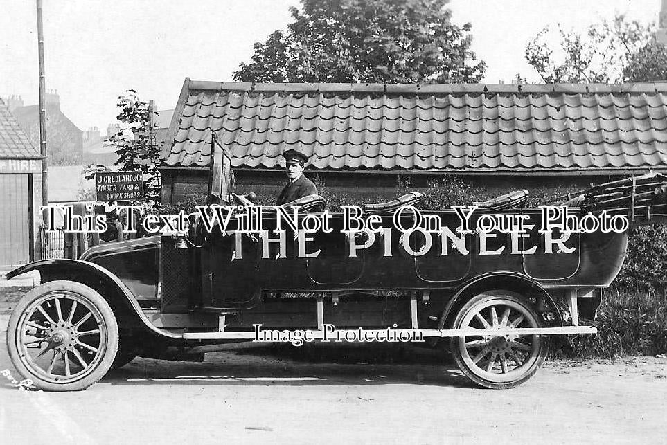 LI 2074 - The Pioneer Bus, Barton On Humber, Lincolnshire