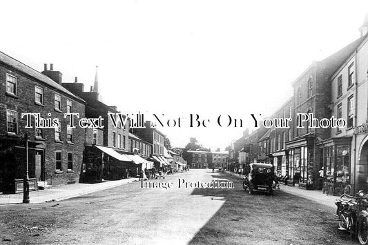 LI 2187 - Market Place, Long Sutton, Lincolnshire c1930