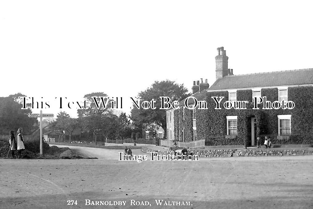 LI 2213 - Barnoldby Road, Waltham, Lincolnshire c1914