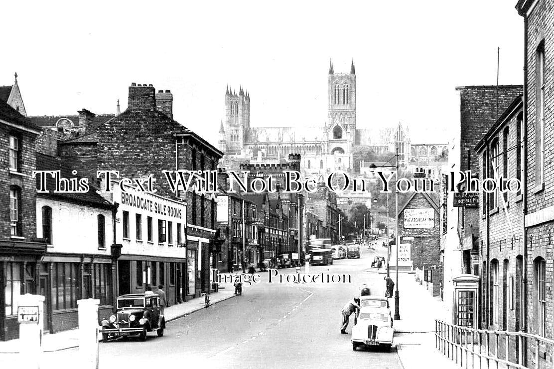 LI 2232 - Broadgate & Cathedral, Lincoln, Lincolnshire