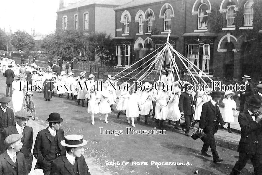 LI 2269 - Band Of Hope Procession, Grimsby, Lincolnshire