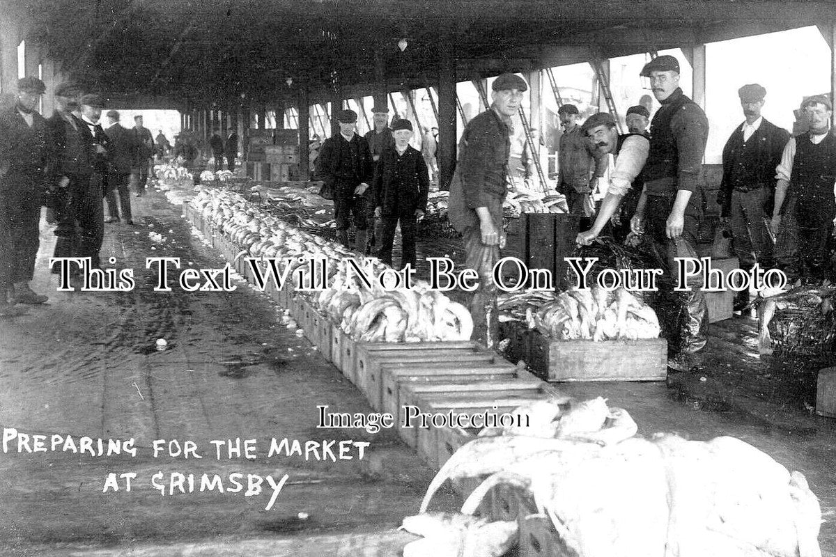 LI 2359 - Preparing For The Market At Grimsby, Lincolnshire