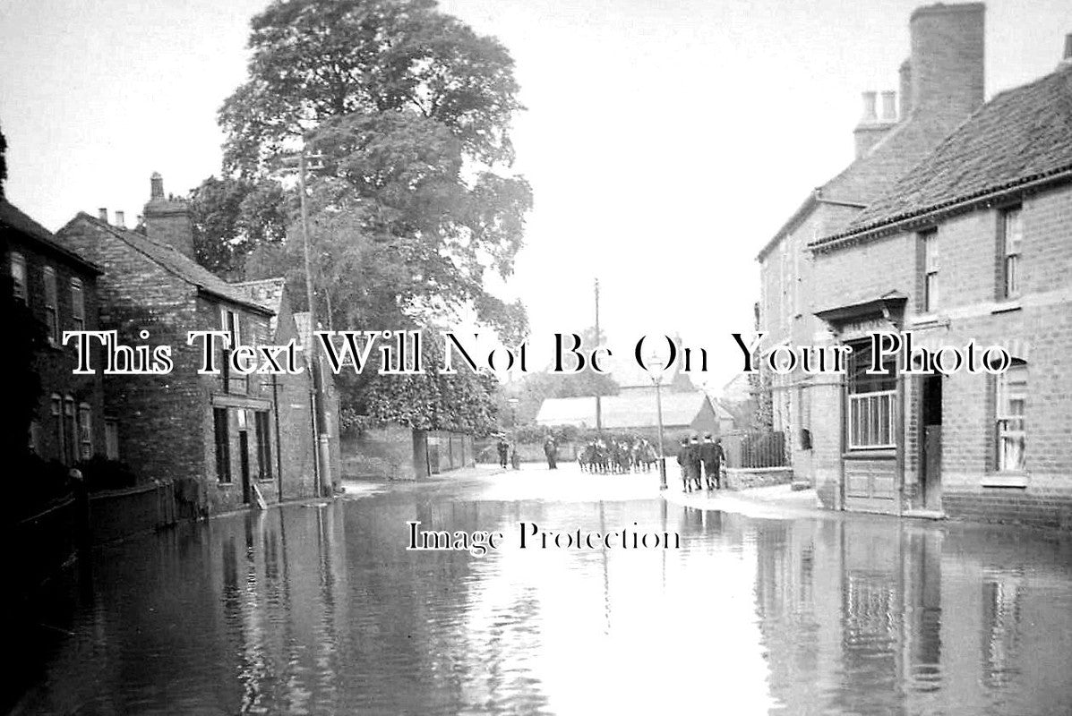 LI 2364 - Floods At Billingborough, Lincolnshire c1912