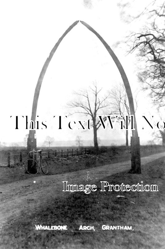 LI 2441 - Whalebone Arch, Grantham, Lincolnshire