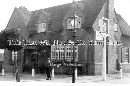 LI 2512 - Huntingtower Arms Pub, Grantham, Lincolnshire