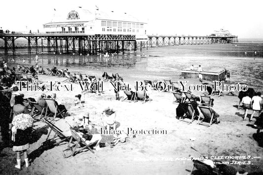 LI 2622 - Pier & Sands, Cleethorpes, Lincolnshire