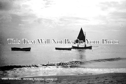 LI 2654 - Summer Morning, Skegness, Lincolnshire