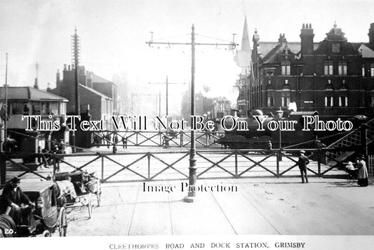 LI 2743 - Cleethorpes Road & Dock Railway Station, Grimsby, Lincolnshire