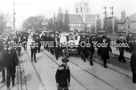 LI 2753 - Funeral, Grimsby, Lincolnshire 1916