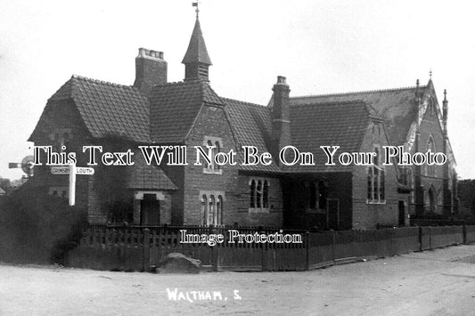 LI 2758 - Waltham School, Grimsby, Lincolnshire