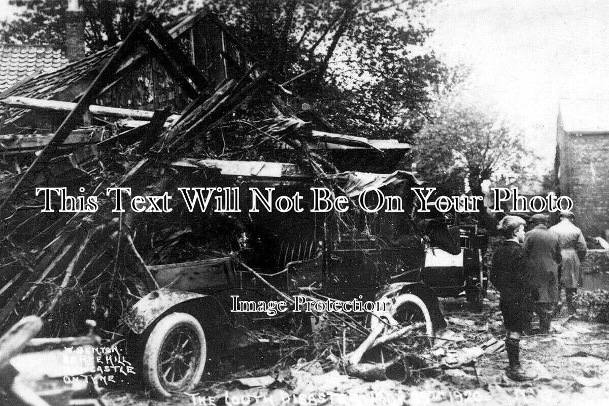 LI 2915 - Flood Damage In Louth Floods, Lincolnshire 1920