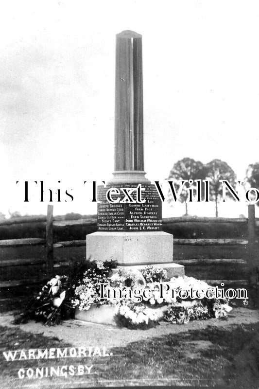 LI 3015 - Coningsby War Memorial, Lincolnshire WW1