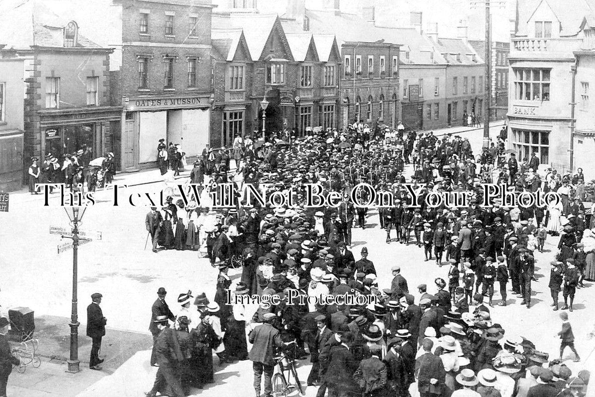 LI 3099 - Bourne Sunday Parade, Lincolnshire c1907