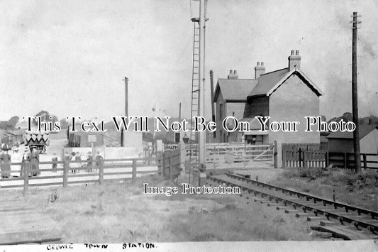 LI 3105 - Crowle Railway Station, Lincolnshire c1900