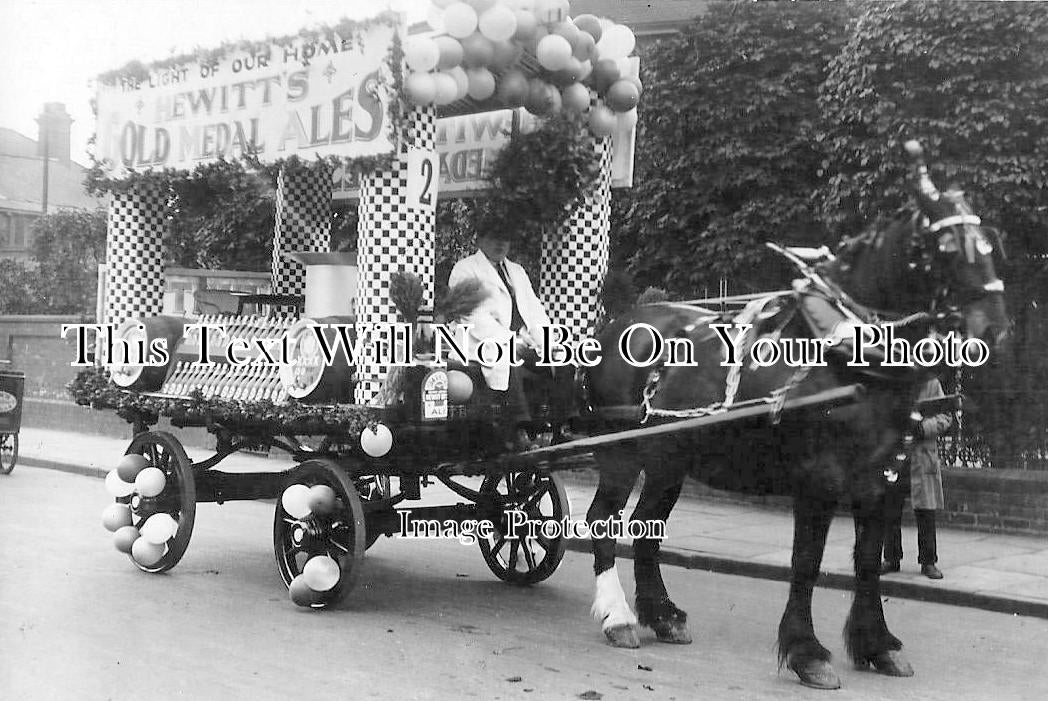 LI 3146 - Hewitts Of Grimsby Float, Lincolnshire