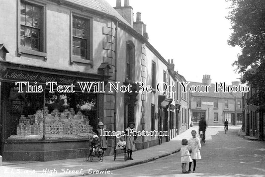 LI 3330 - High Street, Crowle, Lincolnshire