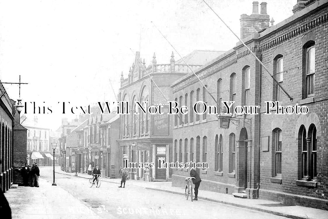 LI 3352 - High Street, Scunthorpe, Lincolnshire