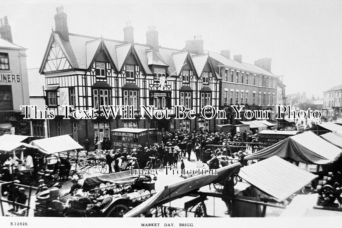 LI 3403 - Market Day, Brigg, Lincolnshire