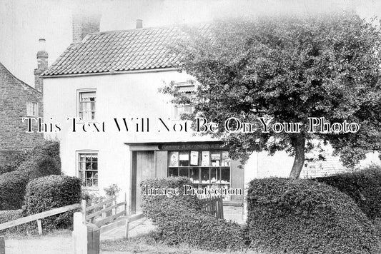 LI 3404 - Maides Tobacco & Sweet Shop, Eaudykes Road, Friskney c1920