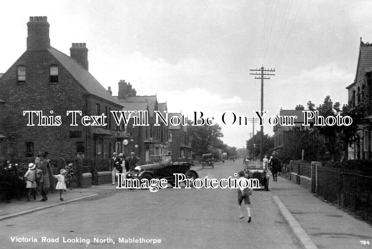 LI 3511 - Victoria Road, Mablethorpe, Lincolnshire c1920