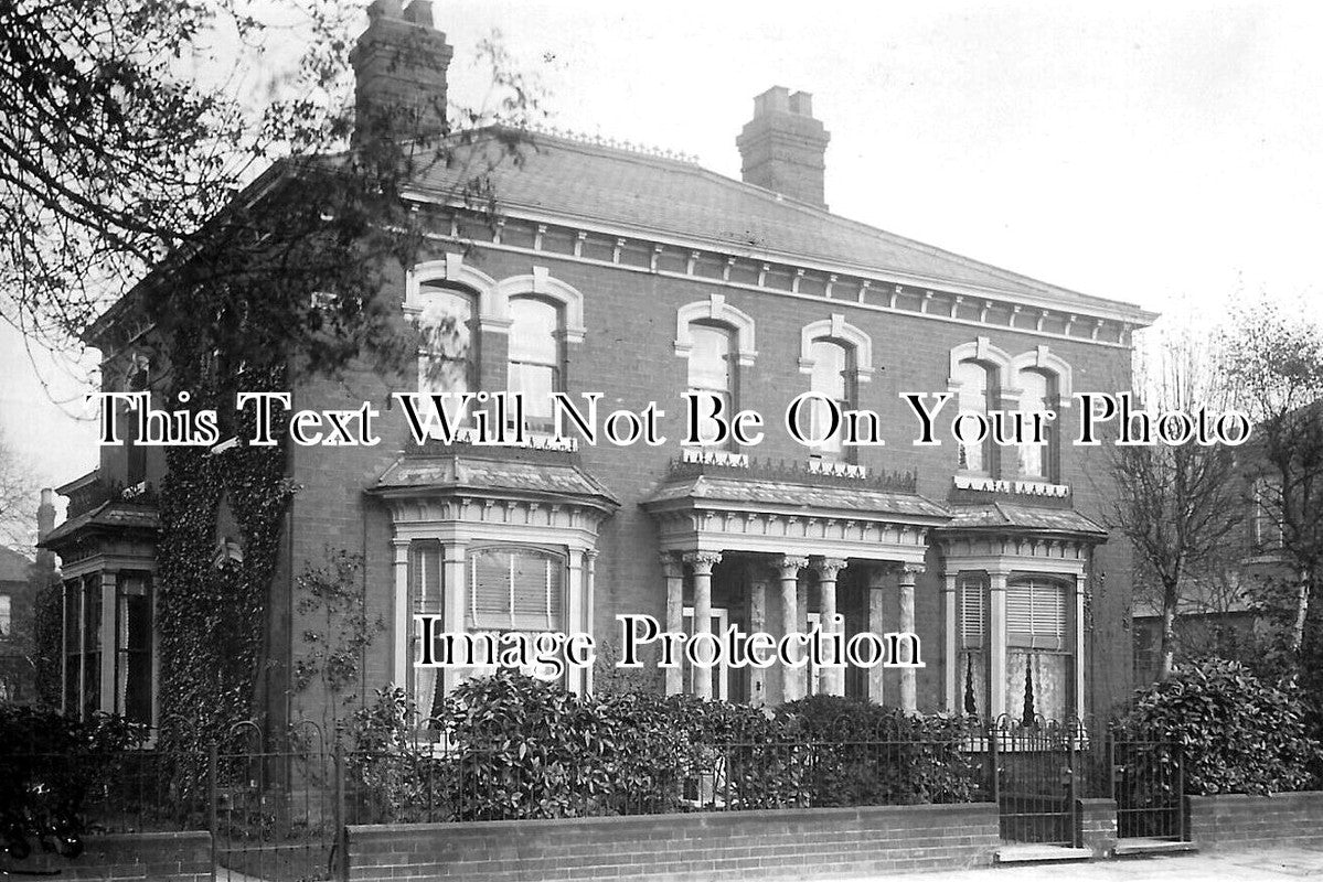 LI 3524 - Ludae Villa, Grimsby, Lincolnshire c1910