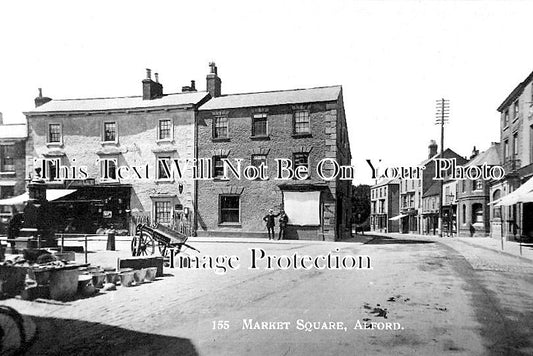 LI 3593 - Market Square, Alford, Lincolnshire c1918