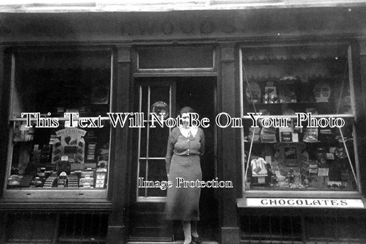 LI 39 - T Woods Sweet Shop, Stamford, Lincolnshire